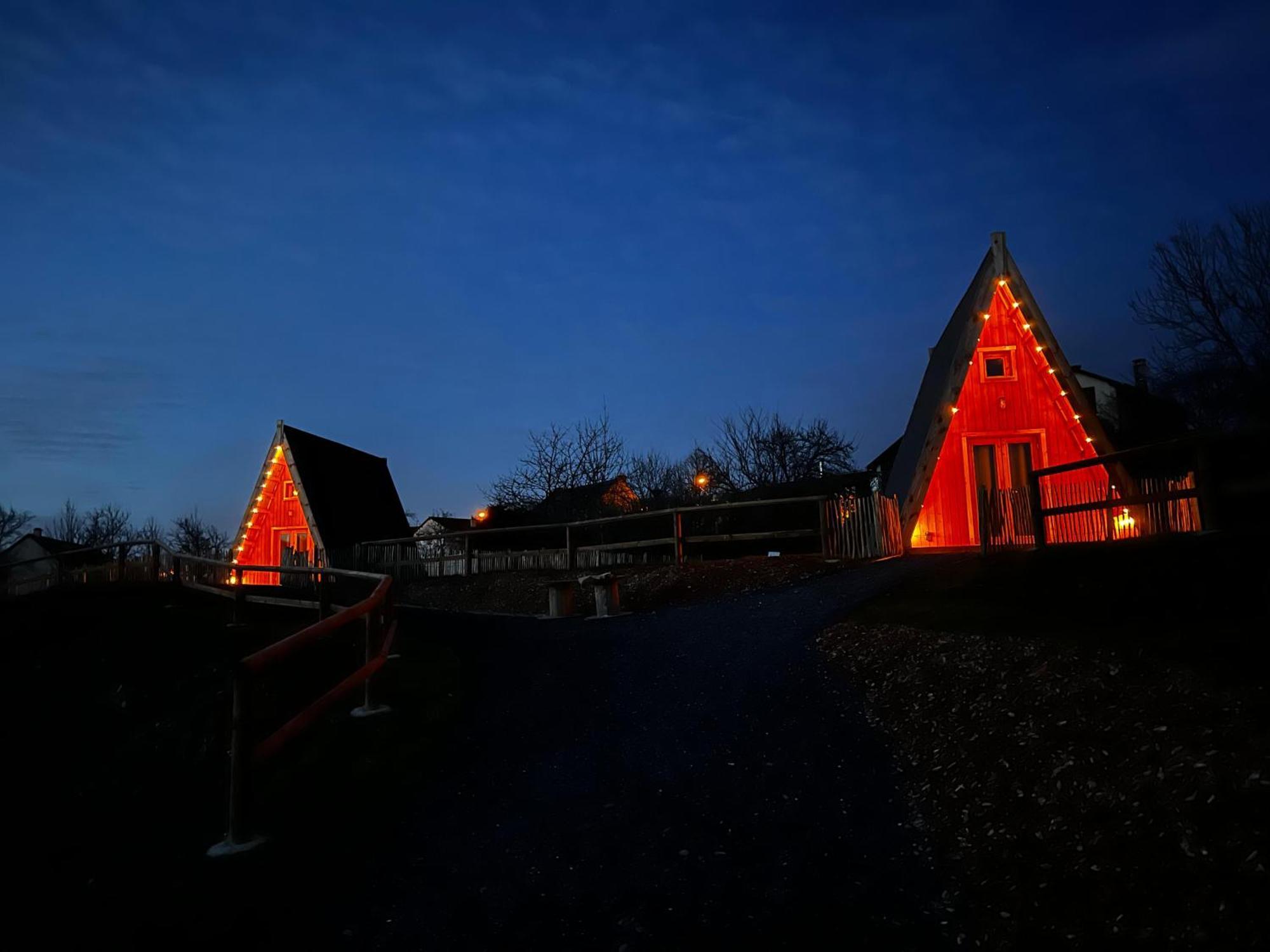 Tiny House Ardennes Villa Fromelennes ภายนอก รูปภาพ