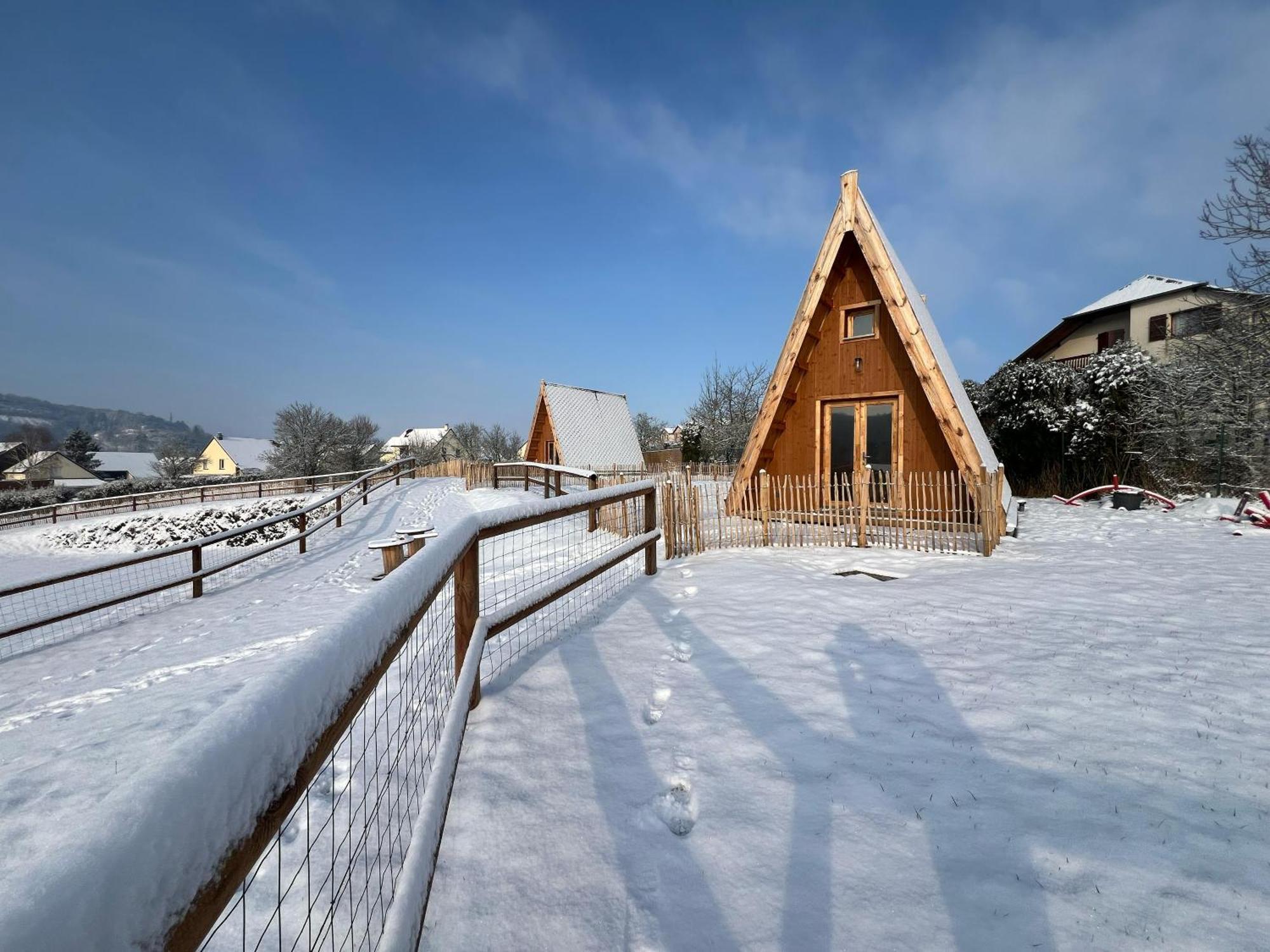 Tiny House Ardennes Villa Fromelennes ภายนอก รูปภาพ